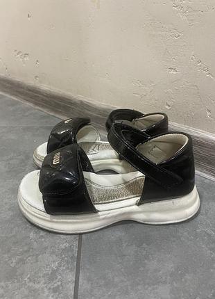 Босоніжки для дівчинки 6