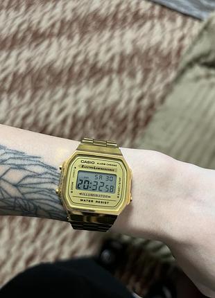 Продам годинник casio