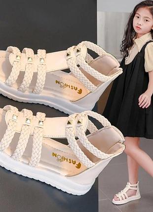 Босоніжки для дівчинки 2