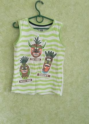 Платье без рукавов