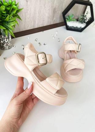 Босоніжки для дівчинки