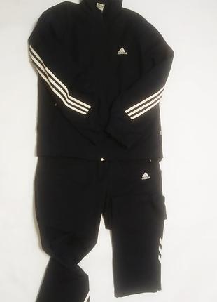 Спортивный костюм adidas новый
