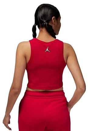 Женская майка jordan s,m,l
женская майка jordan s,m,l
женский топ jordan