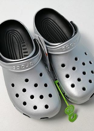Новые крокс сабо crocs classic metallic clog