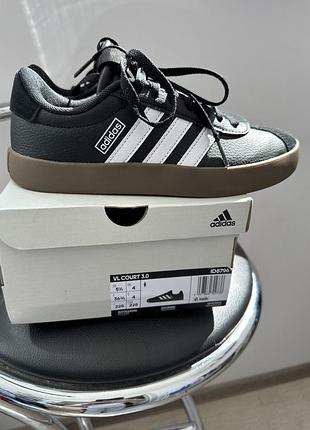 Кеди adidas court