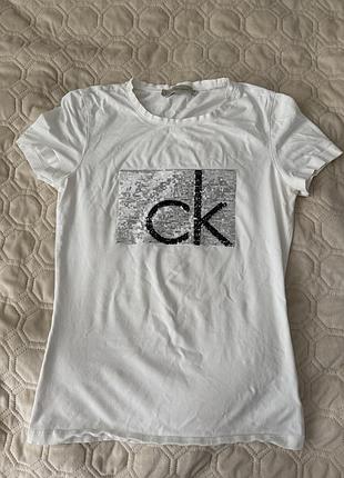 Футболка ck