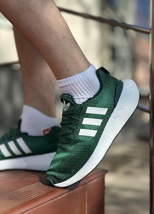 Кросівки adidas swift run 22