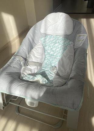 Шезлонг для немовлят