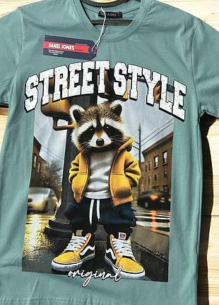 Чоловіча футболка