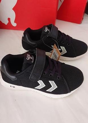 Кроссовки hummel