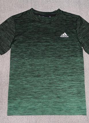 Футболка adidas на 10-11 років