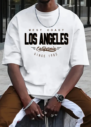Белая мужская футболка