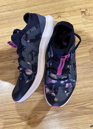 Кросівки under armour 38 р.