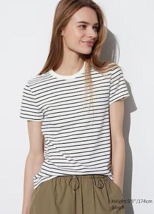 Футболка uniqlo