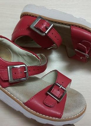 Босоножки-сандали кожа дев. 25-25р.clarks индии