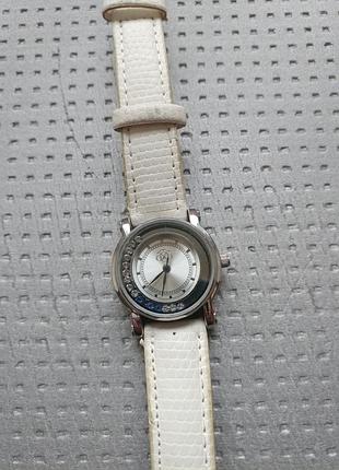 Женские часы oriflame