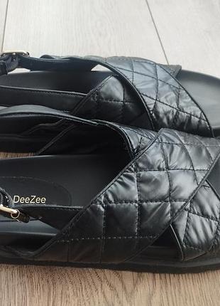 Босоножки женские