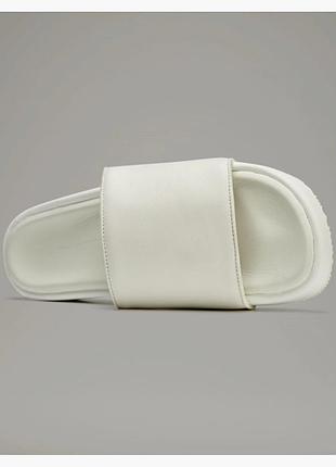 Оригінальні тапочки унісекс adidas y-3 slides  розмір 44.2/3;