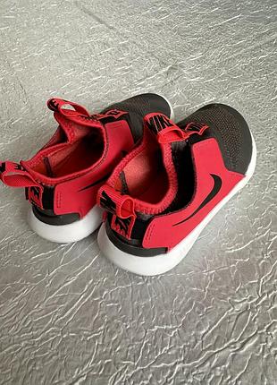 Оригінальні кросівки nike flex