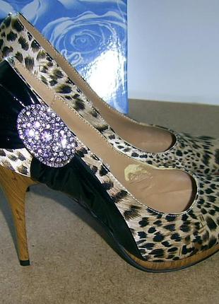Туфлі жіночі модельні леопард ошатні на високому каблуці. р. 38