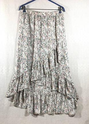 Широкая асимметричная юбка с оборками на лето