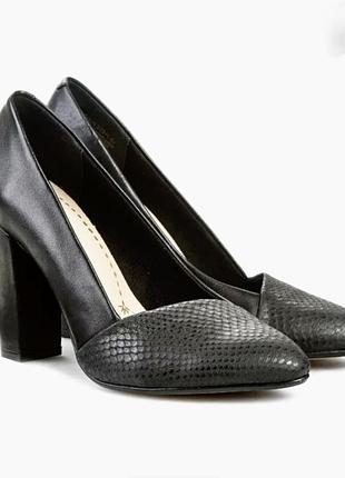 Классические туфли clarks из натуральной кожи, 40 размер, черные