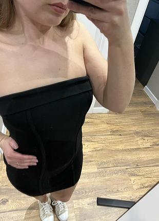 Чорна міні сукня bershka 3