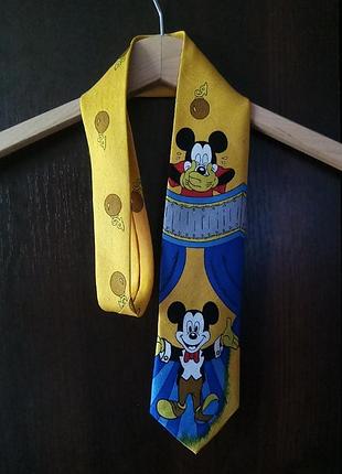 Галстук с микки маусом
