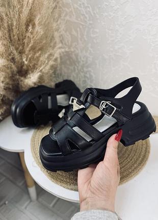 Босоніжки 🖤