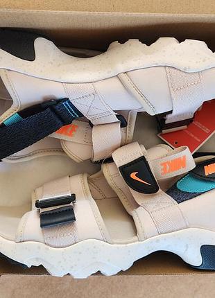 Сандалии nike canyon удобные новые босоножки