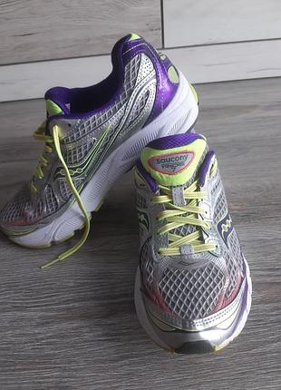 Кросівки жіночі saucony, саукони