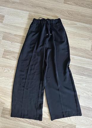 Штани під шовк zara чорні палацо на шнурках