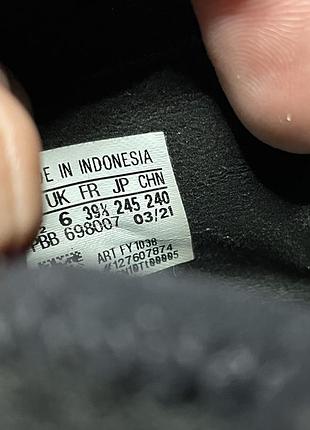 Сороконожки adidas predator 7