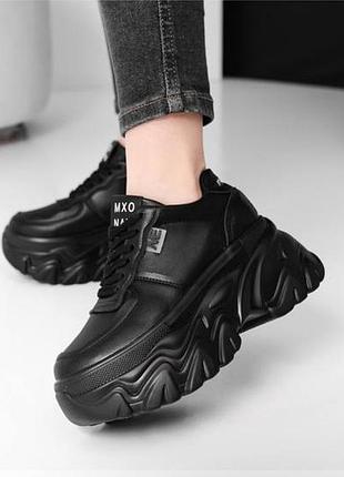 Черные женские кроссовки на высокой подошве в черном цвете. 38 размер