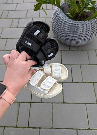 Легкие босоножки для деток