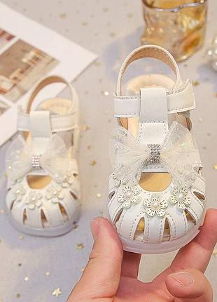 Босоніжки для дівчинки 2