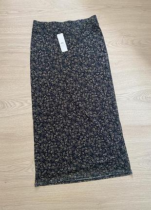 Нова міді спідниця urban outfitters