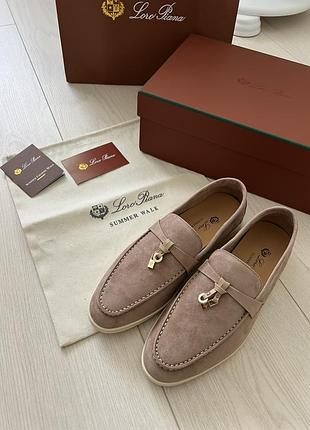 Стильні лофери loro piana із натуральної замші