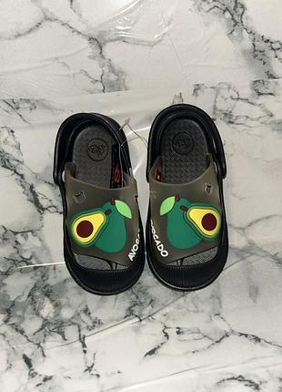 Дитячі 😍  шльопанці з авокадо 24,25,26,28 🥑 avocado 🖤 — зручні, яскраві та милі!