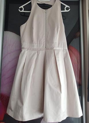 Дорогий бренд. karen millen s-m. натуральна сукня від англійського дизайнера. колір- слонова кістка.