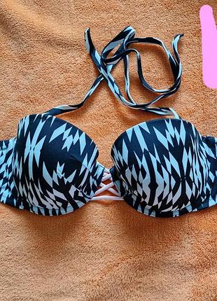 Бюстгальтер 34в 7 штук