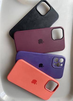 Чохли на iphone