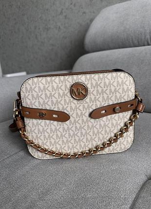 Оригінальна жіноча бежева сумка крос-боді michael kors