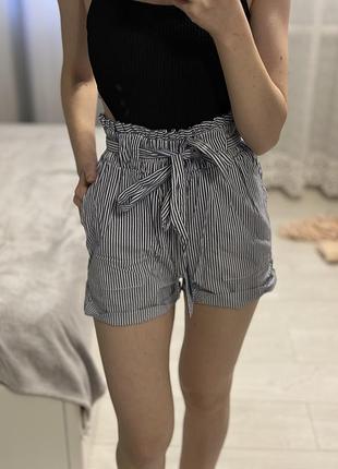 Шорти