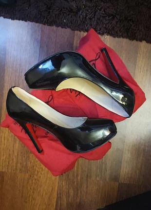 Туфлі шпільки christian louboutin, оригінальні, лабутени, чорні класичні, розмір 39