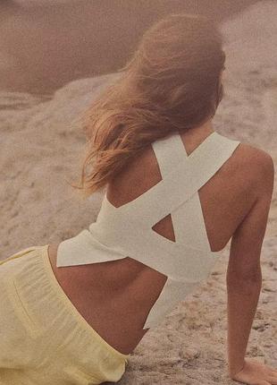 Топ жіночий білий з вирізом zara new