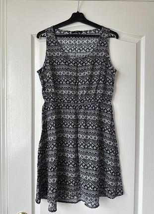 Романтична сукня only розмір l