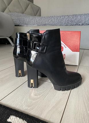 Чоботи осінні