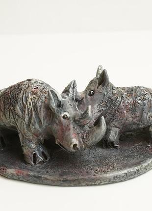 Статуэтка носороги сувенир носорог