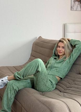 Костюм спортивний